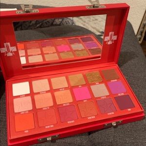 Jeffree Star Blood Sugar Palette